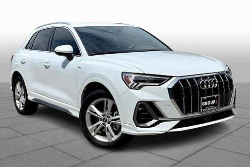 2022 Audi Q3 45 S line Premium Plus