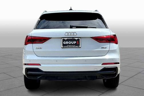 2022 Audi Q3 45 S line Premium Plus
