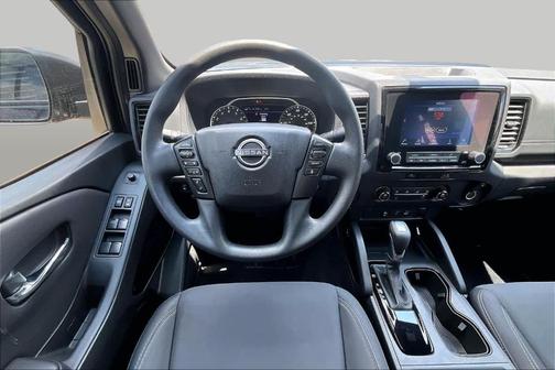 Black 2023 Nissan Frontier SV
