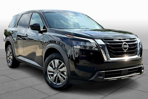 2024 Nissan Pathfinder S