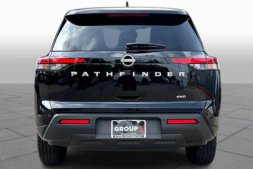 2024 Nissan Pathfinder S