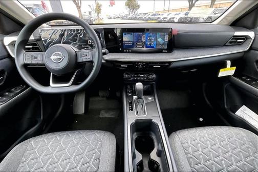 Gun Metallic 2026 Nissan Kicks SV