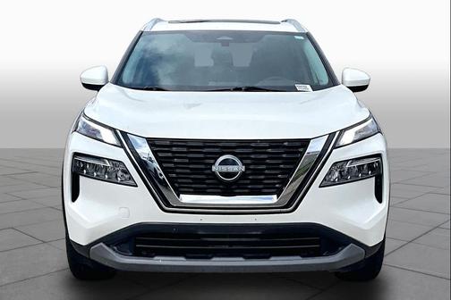 White 2023 Nissan Rogue SV