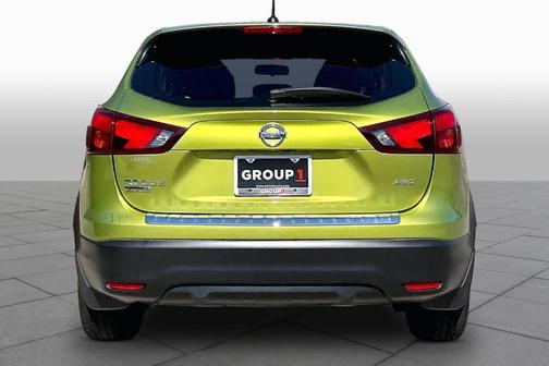 Nitro Lime 2017 Nissan Rogue Sport S