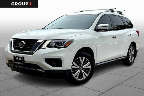 2020 Nissan Pathfinder S