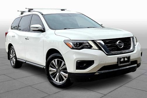 2020 Nissan Pathfinder S