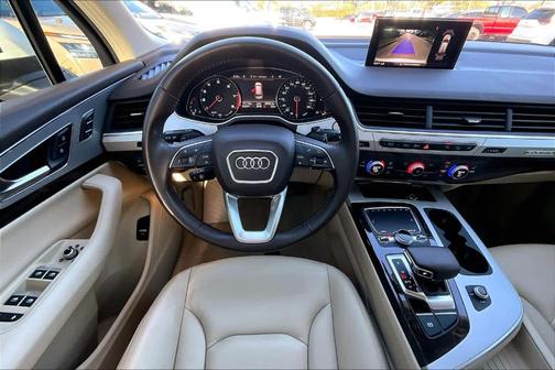 2019 Audi Q7 45 Premium