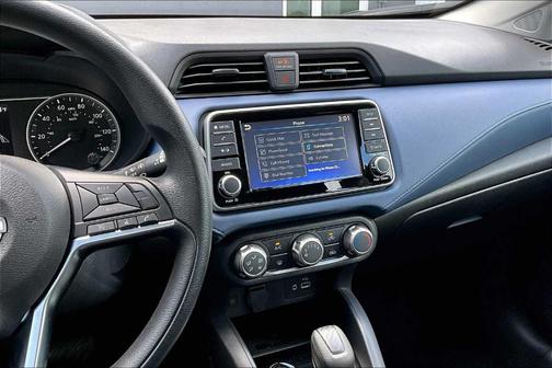 2024 Nissan Versa 1.6 SV