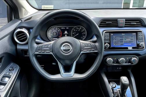 2024 Nissan Versa 1.6 SV