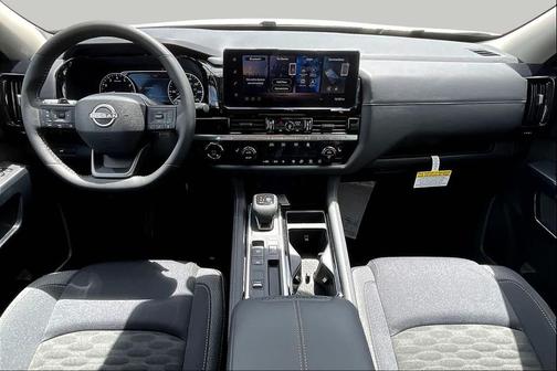 Everest White P 2026 Nissan Pathfinder SV