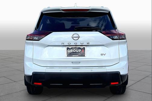 Everest White Pearl 2024 Nissan Rogue SV