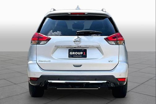 Brilliant Silver Metallic 2019 Nissan Rogue SV