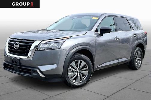 2024 Nissan Pathfinder S