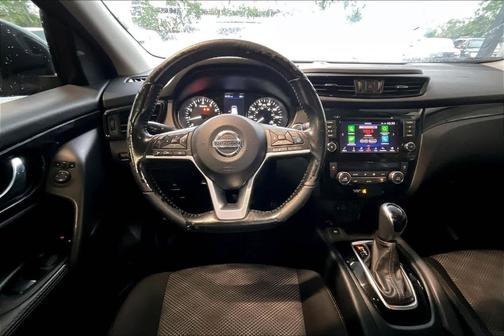 Magnetic Black 2019 Nissan Rogue Sport SV