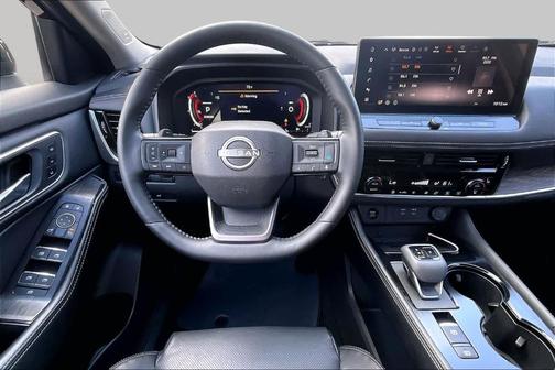 Super Black 2025 Nissan Rogue Platinum