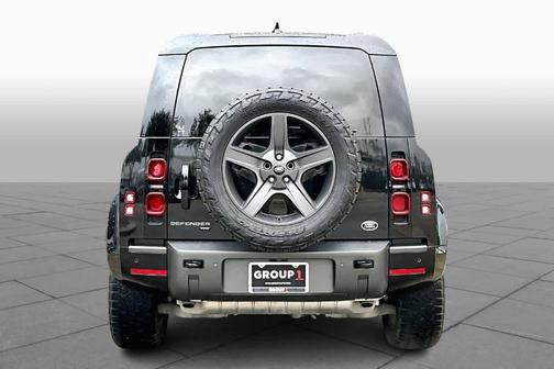 2023 Land Rover Defender 110 X-Dynamic SE