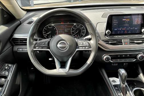 2023 Nissan Altima 2.5 SR