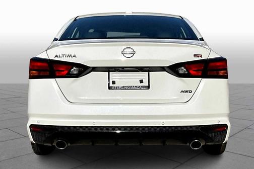 2025 Nissan Altima SR