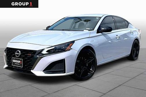 Gray Sky Pearl 2023 Nissan Altima 2.5 SR