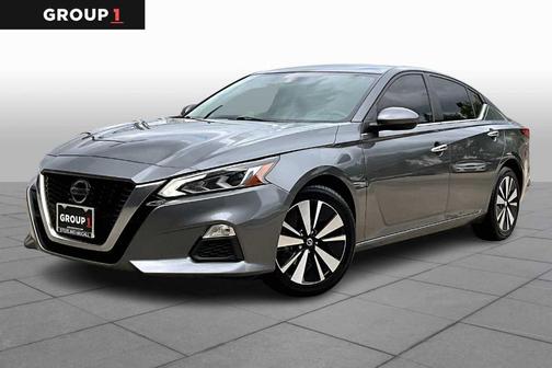 2022 Nissan Altima 2.5 SV