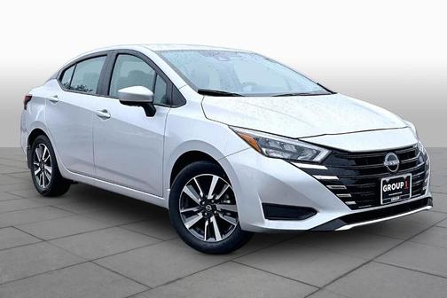 Brilliant Silver Metallic 2025 Nissan Versa 1.6 SV