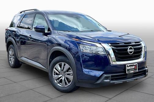 Deep Ocean Blue 2025 Nissan Pathfinder SV