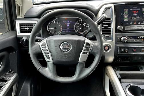 2020 Nissan Titan SV