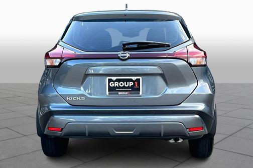 2024 Nissan Kicks S