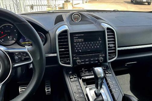 2017 Porsche Cayenne Turbo