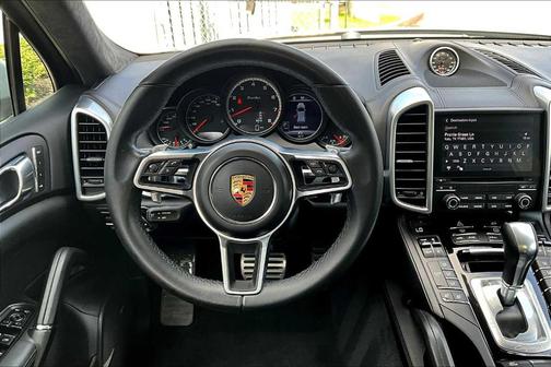 2017 Porsche Cayenne Turbo