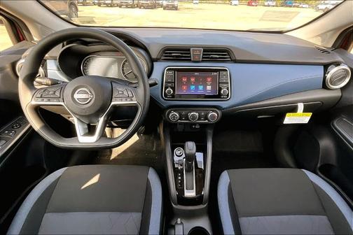 2025 Nissan Versa 1.6 SV