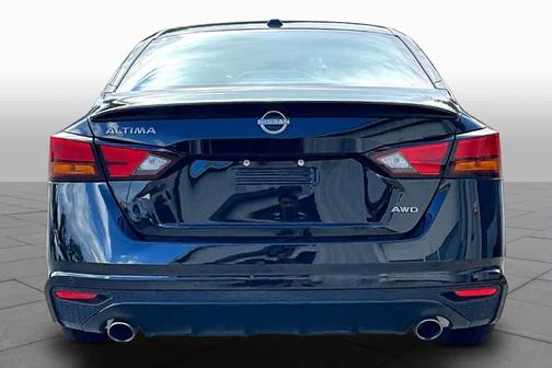 Super Black 2025 Nissan Altima SV