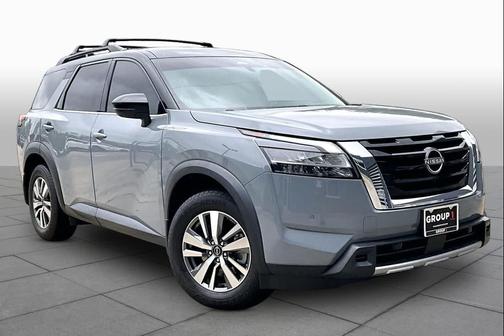 Solid Gray/Super Black 2023 Nissan Pathfinder SL FWD