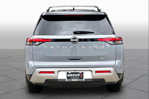Solid Gray/Super Black 2023 Nissan Pathfinder SL FWD