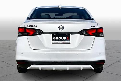 2021 Nissan Versa 1.6 SV