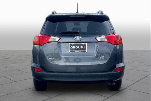 Magnetic Gray Metallic 2013 Toyota RAV4 LE