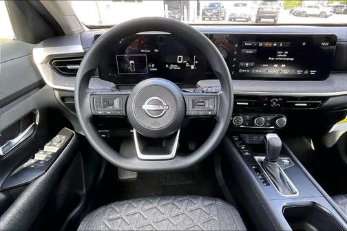 Gun Metallic 2025 Nissan Kicks SV