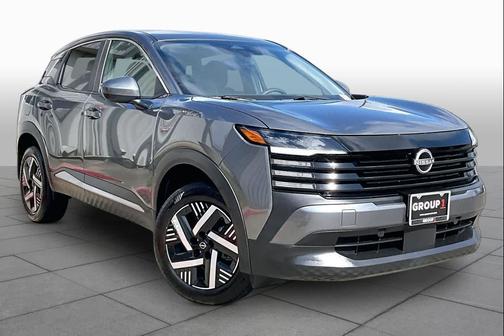 Gun Metallic 2025 Nissan Kicks SV