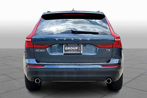 2020 Volvo XC60 T5 Momentum