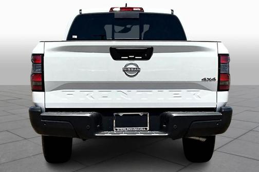 2025 Nissan Frontier S