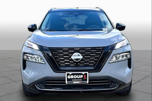 Boulder Gray Pearl/Super Black 2023 Nissan Rogue SV