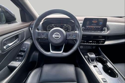 Boulder Gray Pearl/Super Black 2023 Nissan Rogue SV