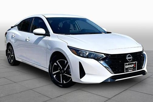 Aspen White 2025 Nissan Sentra SV