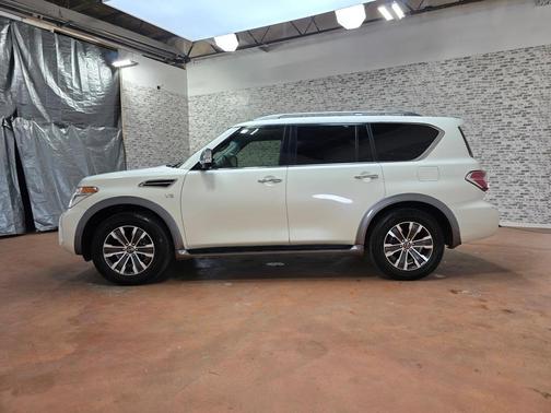2017 Nissan Armada SL