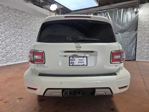 2017 Nissan Armada SL