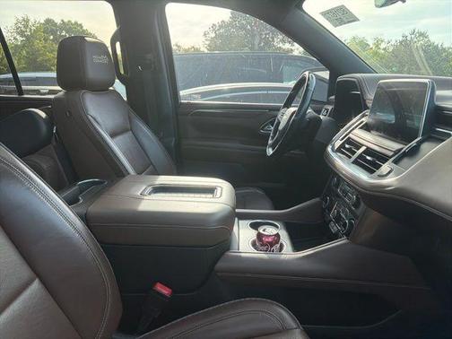 Iridescent Pearl Tricoat 2022 Chevrolet Tahoe High Country