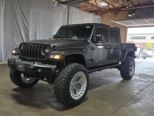 2024 Jeep Gladiator Nighthawk