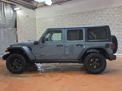 2024 Jeep Wrangler 4xe Sport