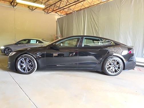 2021 Tesla Model S Plaid