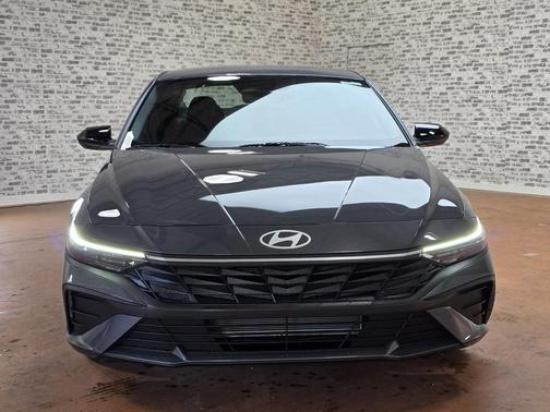 2026 Hyundai ELANTRA SEL